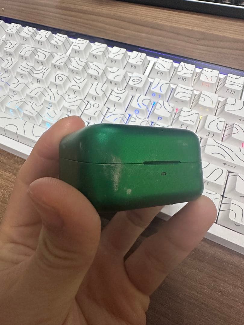 NOBLE ワイヤレスイヤホンケース グリーン