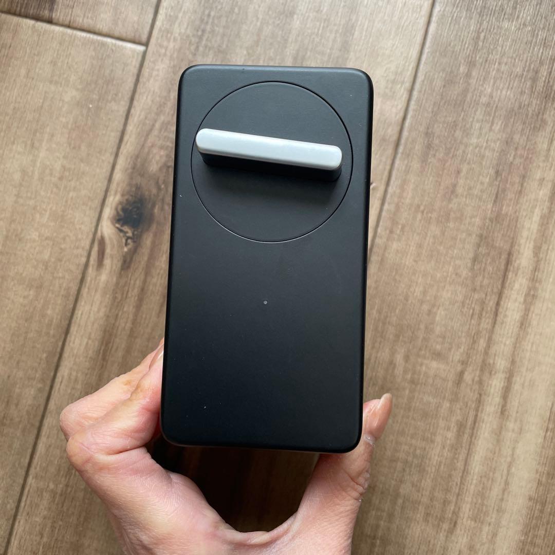 美品　SwitchBot ロック