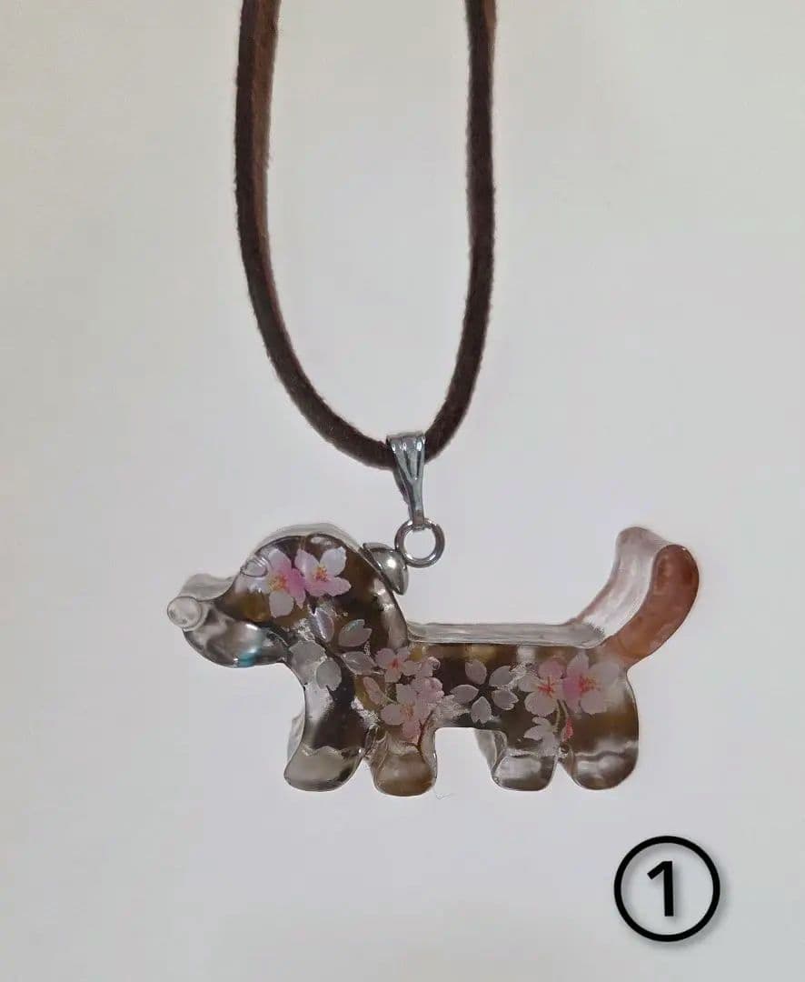 ダックスフンド型★レジンアクセサリー✨　ダックスフンドネックレス