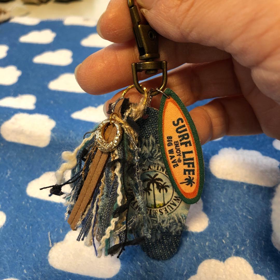 革タグ　キーホルダー　チャーム　ストラップ　ハンドメイド　T-10