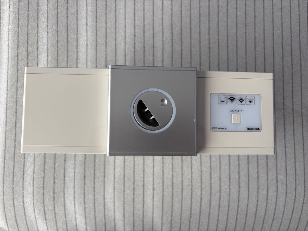 TOSHIBA DAC-2400 生活家電　東芝の脱臭機 エアリオン・ワイド
