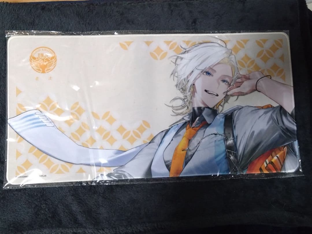 刀剣乱舞　鵜飼　デスクマット　缶バッジ