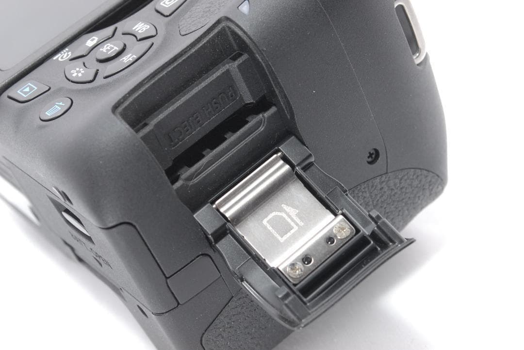 美品 Wi-Fi搭載⭐️スマホにラクラク転送⭐️Canon EOS Kiss X8i