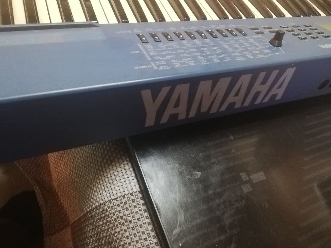 YAMAHA CS1x シンセサイザー　　 ワンオーナー