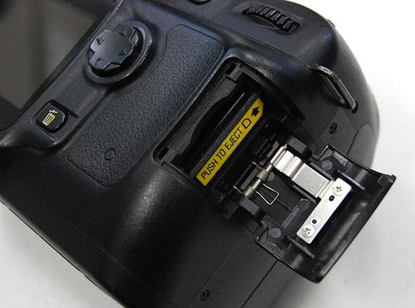 ニコン Nikon D50 ブラック ボディ
