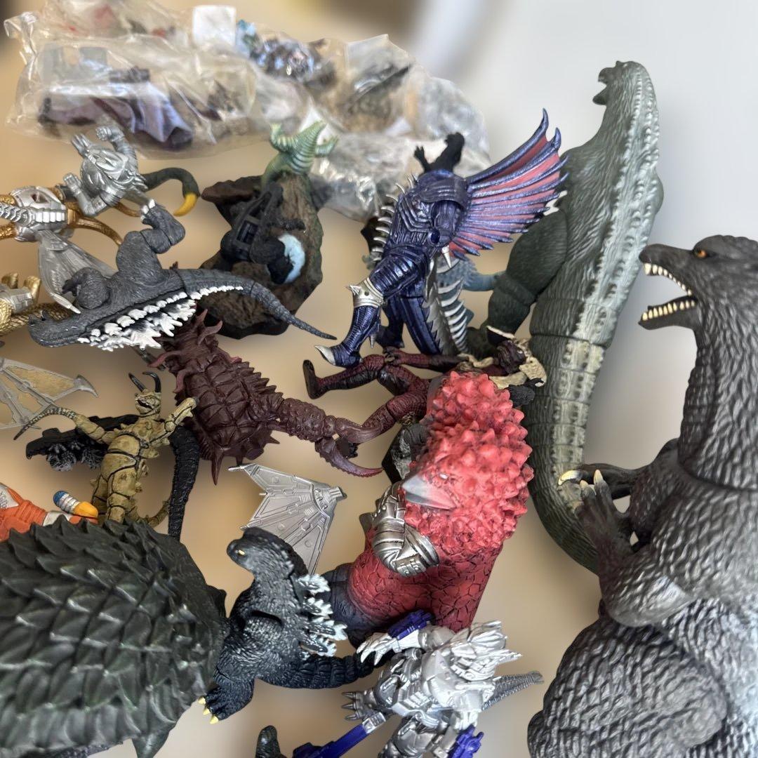円谷プロ　ゴジラ 怪獣 フィギュア まとめ売り メカゴジラ キングギドラ 特撮