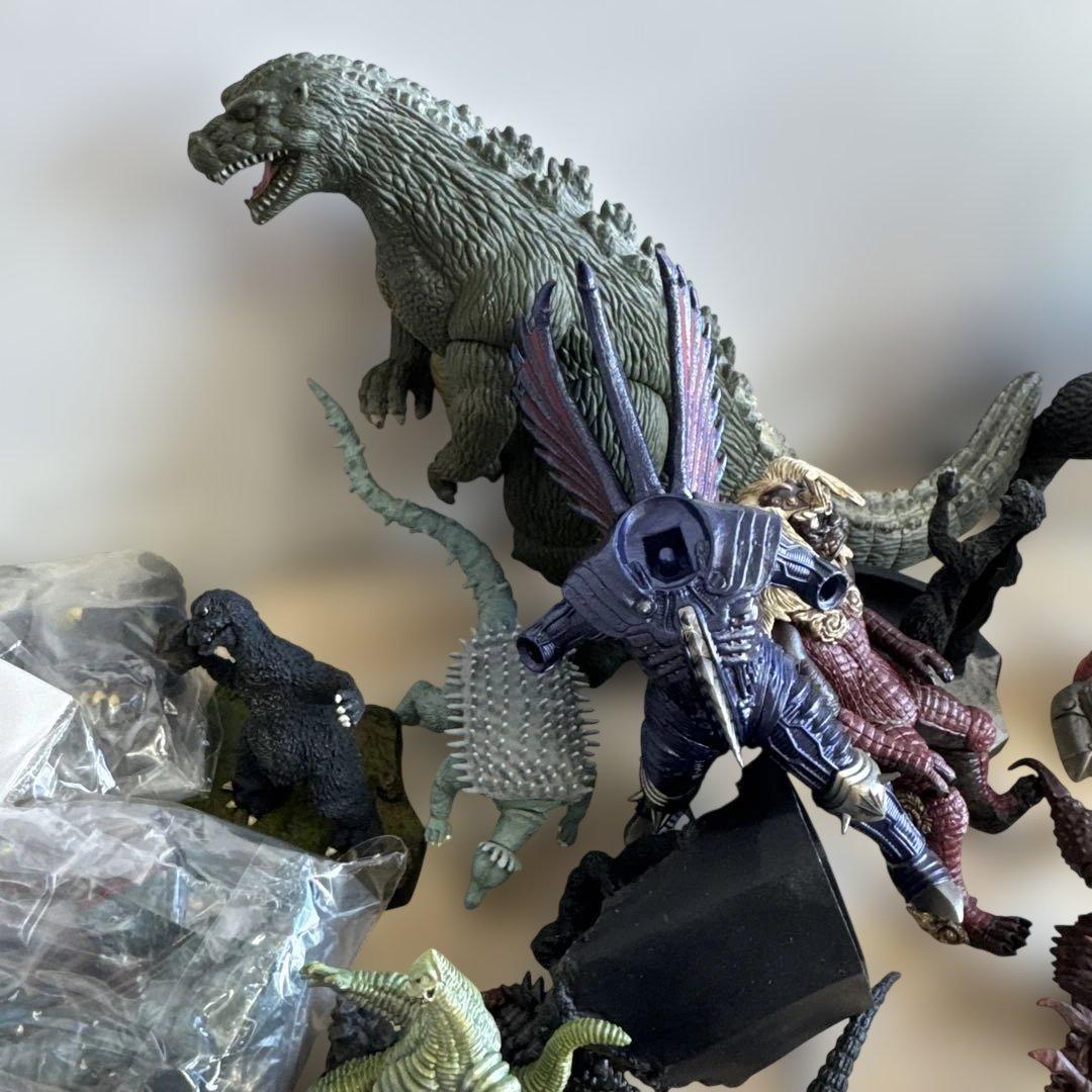 円谷プロ　ゴジラ 怪獣 フィギュア まとめ売り メカゴジラ キングギドラ 特撮
