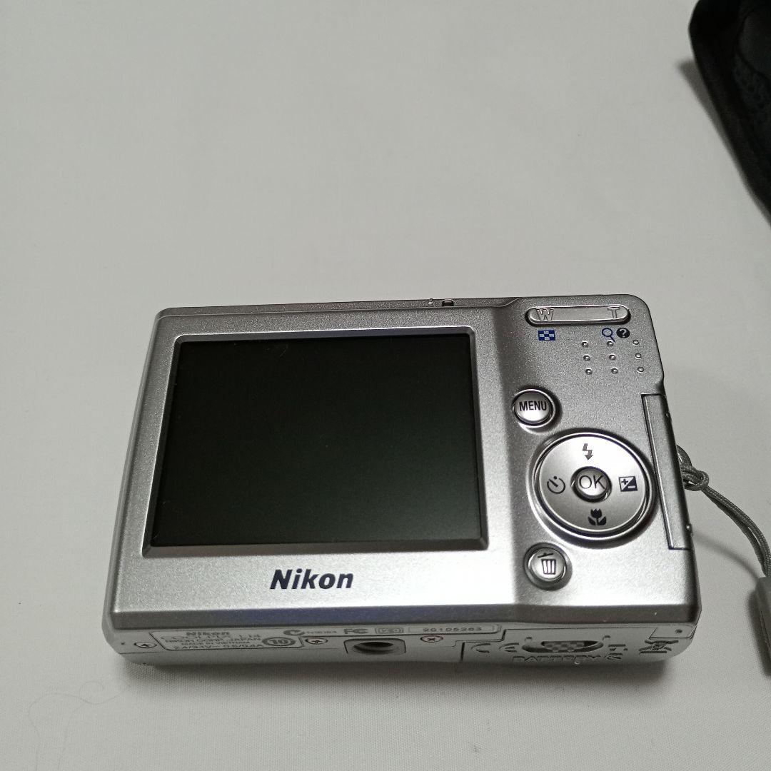 【動作確認済み】Nikon coolpix L14　デジカメ　シルバー　中古