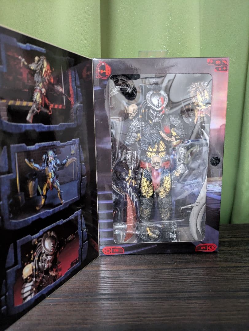 Neca スカーフェイスプレデター