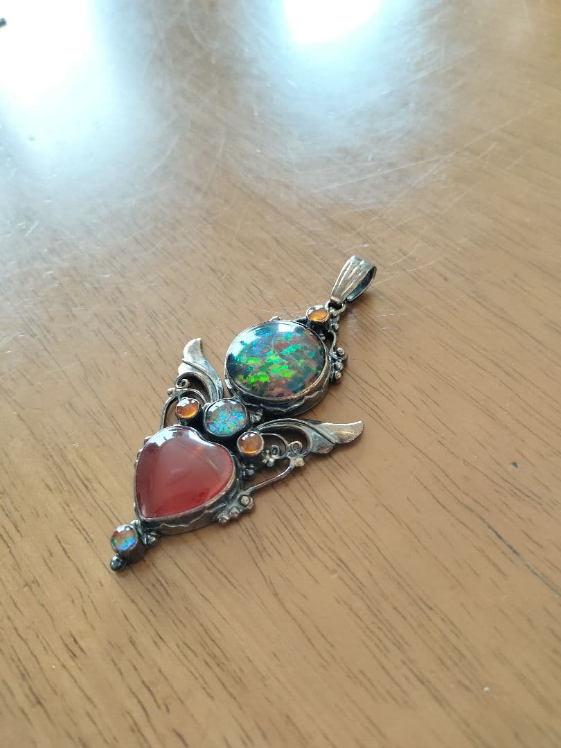 シャンカリ シルバー925 カーネリアンハート型ファイアーオパールペンダント琥珀