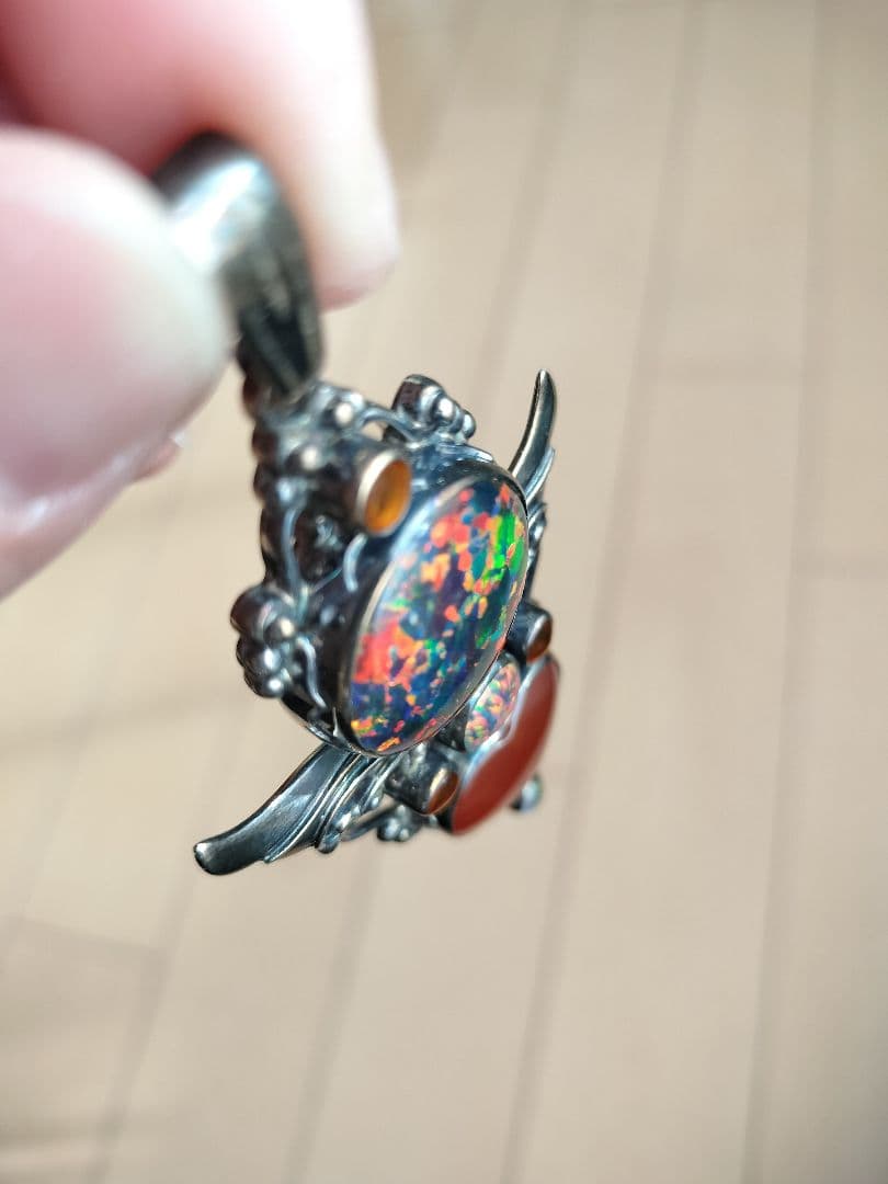 シャンカリ シルバー925 カーネリアンハート型ファイアーオパールペンダント琥珀