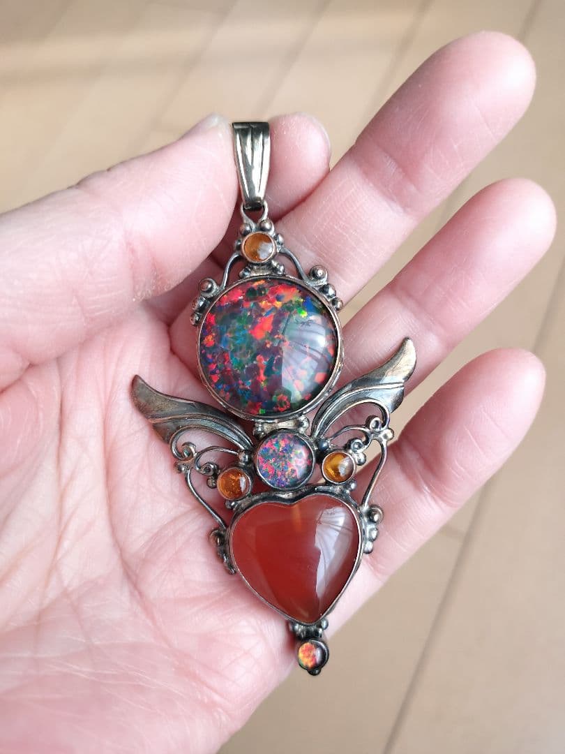 シャンカリ シルバー925 カーネリアンハート型ファイアーオパールペンダント琥珀