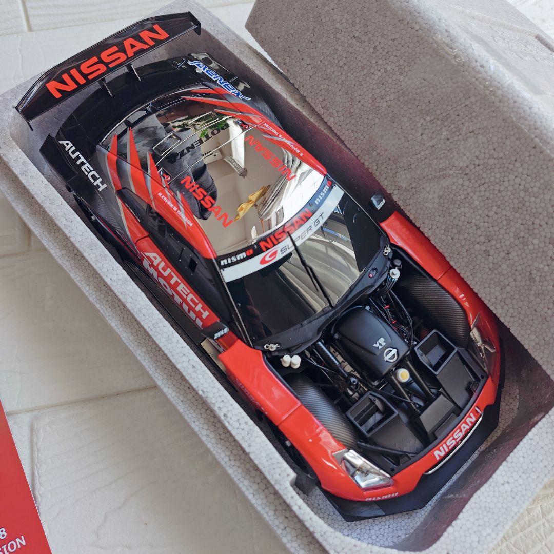 ミニカー AUTOart Nissan GT-R Racing 2008 Launch