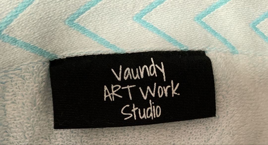 バウンデイ　Vaundy ART Work Studio タオル 水色