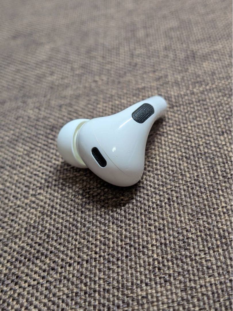 右耳 Apple AirPods Pro 第2世代 正規品 片耳1175