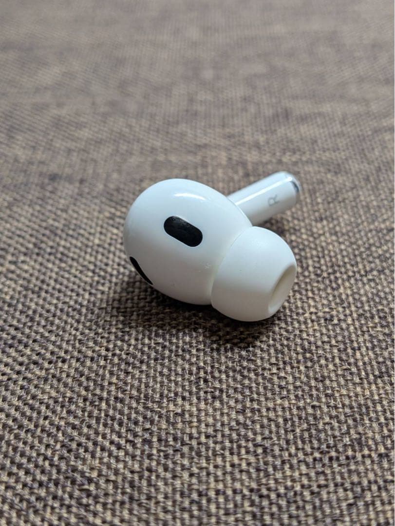 右耳 Apple AirPods Pro 第2世代 正規品 片耳1175