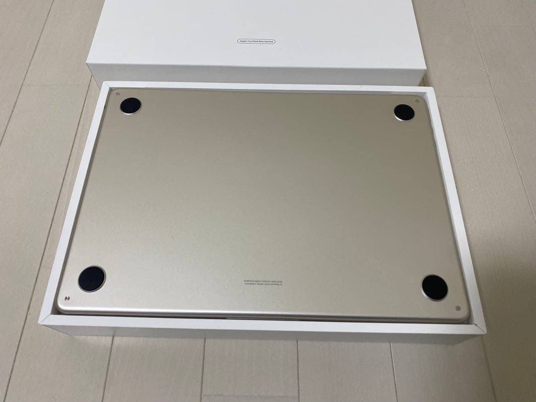 MacBook Air M4 13インチ512GB スターライト