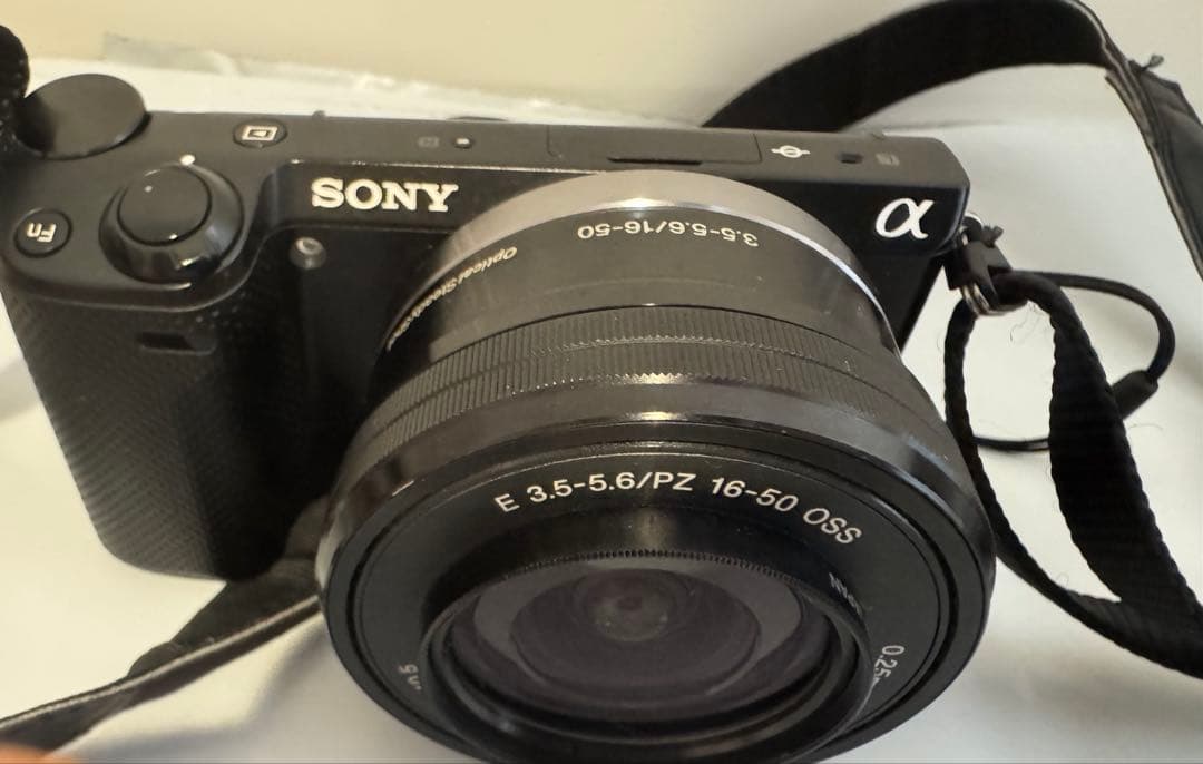 SONY NEX-5T ミラーレス一眼 E 16-50mm