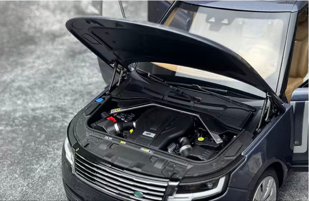 1/18ダイキャスト￼ランドローバー レンジローバー SV (LWB) モデル