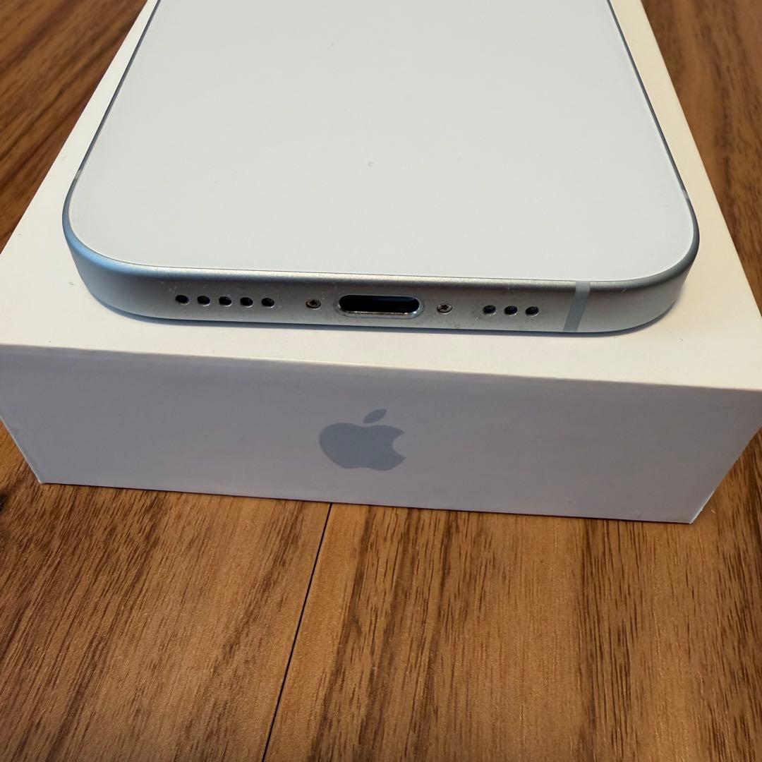 【美品】iPhone15 本体 256GB
