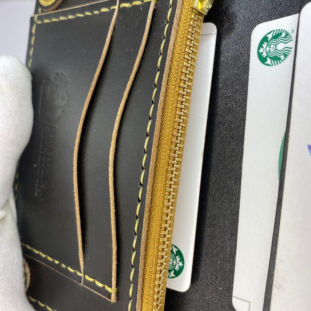 お札折らずに収納できる無骨な手染めミドルトラッカーウォレット BTW