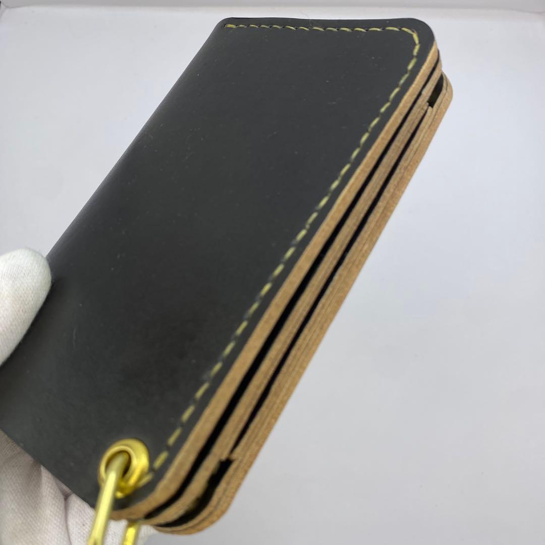 お札折らずに収納できる無骨な手染めミドルトラッカーウォレット BTW