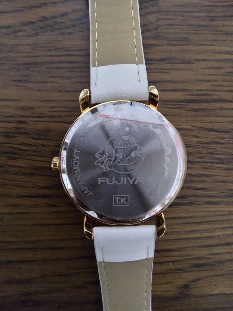 ペコちゃん 腕時計 ④