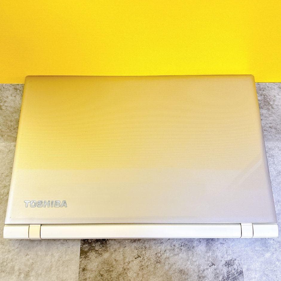 おしゃれゴールド❣新品SSDで快適✨ブルーレイ フルHD 薄型 カメラWin11