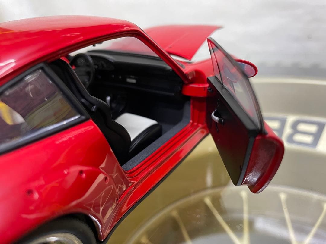 UTモデル　ポルシェ911GT