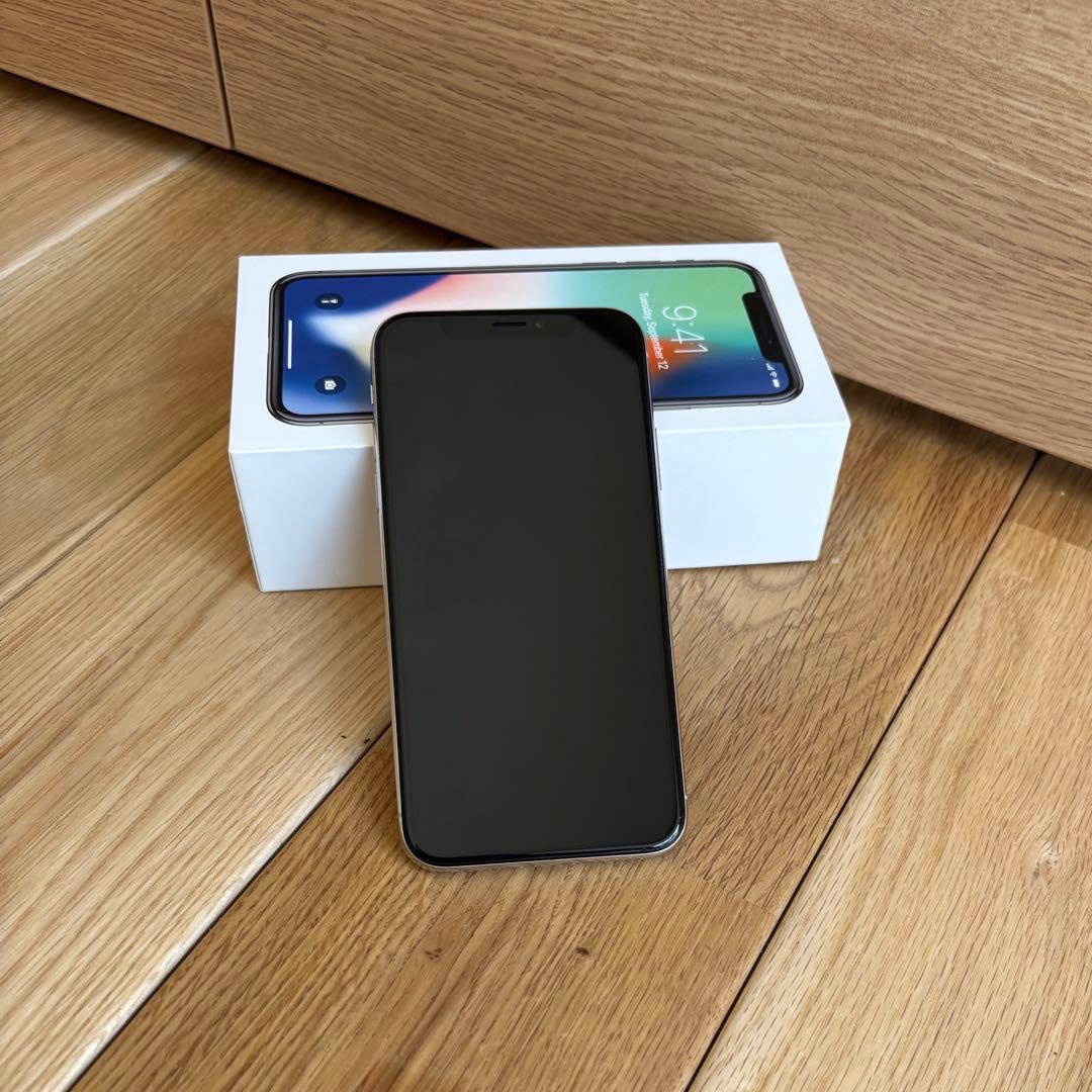 Apple iPhone X 本体　256GB シルバー　ジャンク品