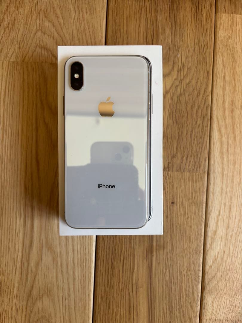 Apple iPhone X 本体　256GB シルバー　ジャンク品