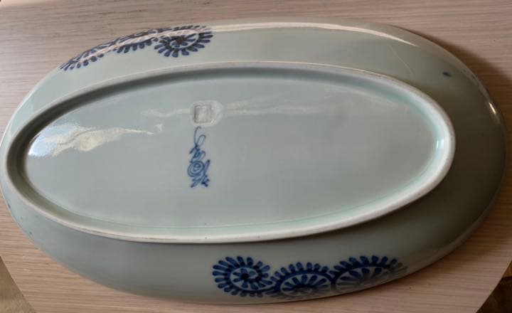 おもてなしに…有田焼　手書き福泉窯の大皿
