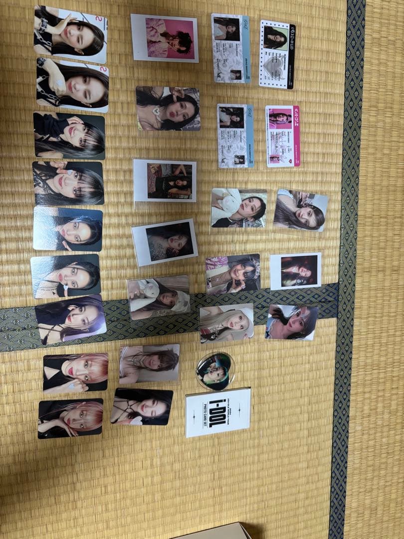 idle K-POP ペンライト＋トレカ+アルバム