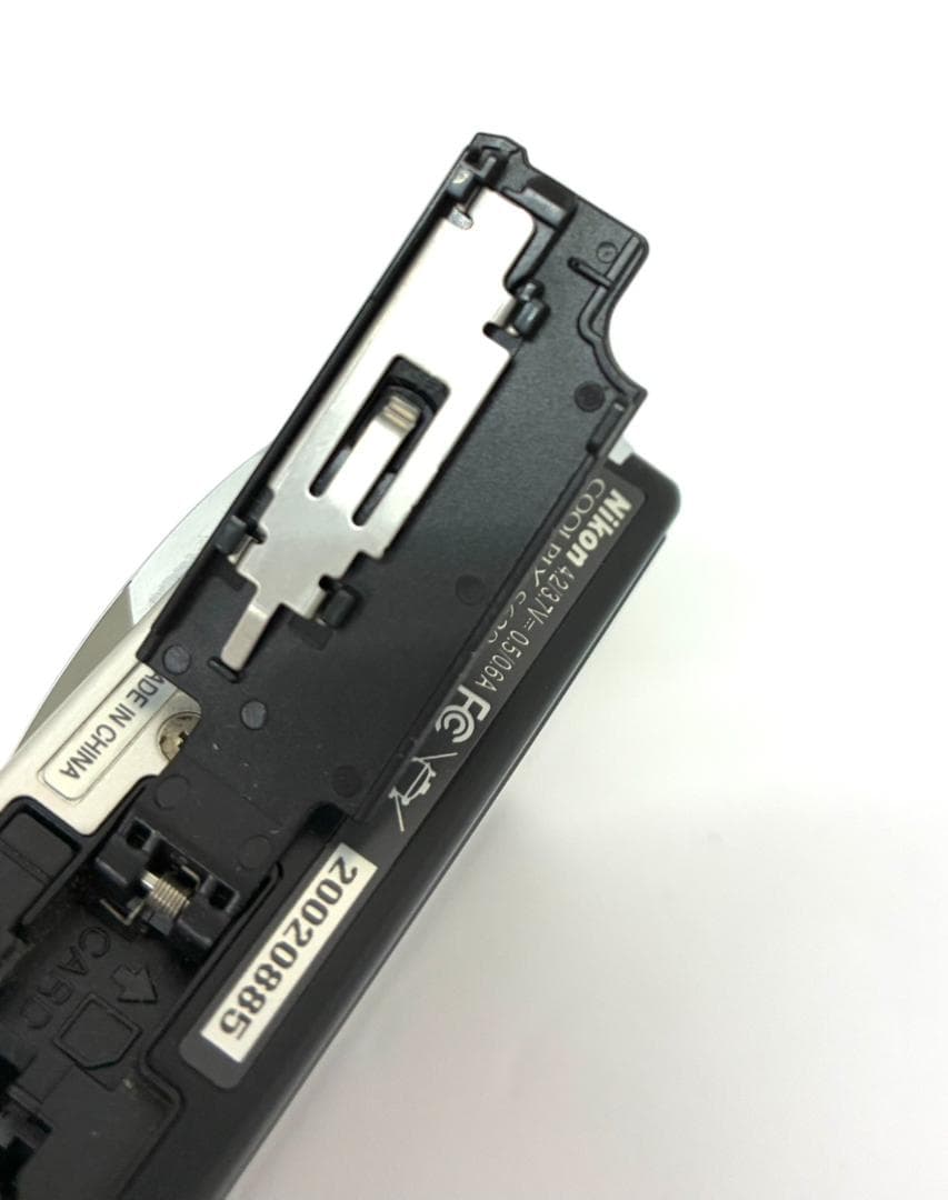 25M10-202 Nikon COOLPIX S620 デジカメ ニコン 写真