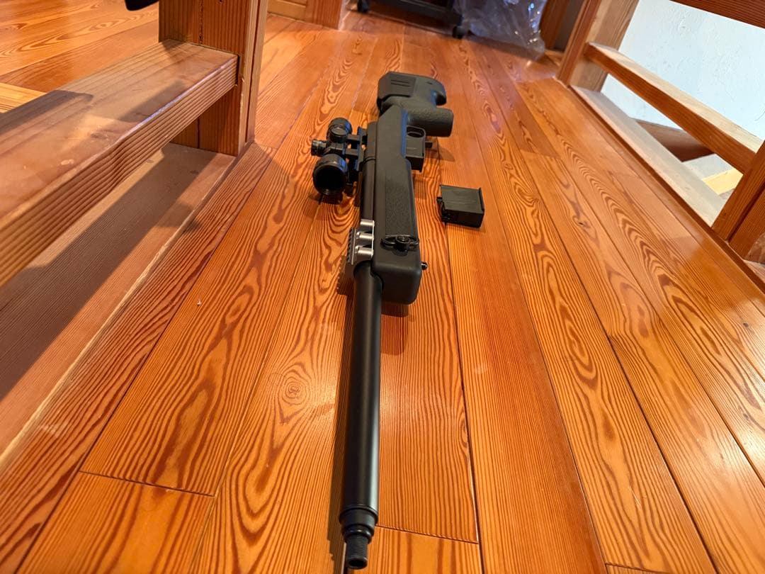 東京マルイ　M40A5 ブラック(スコープ付き)