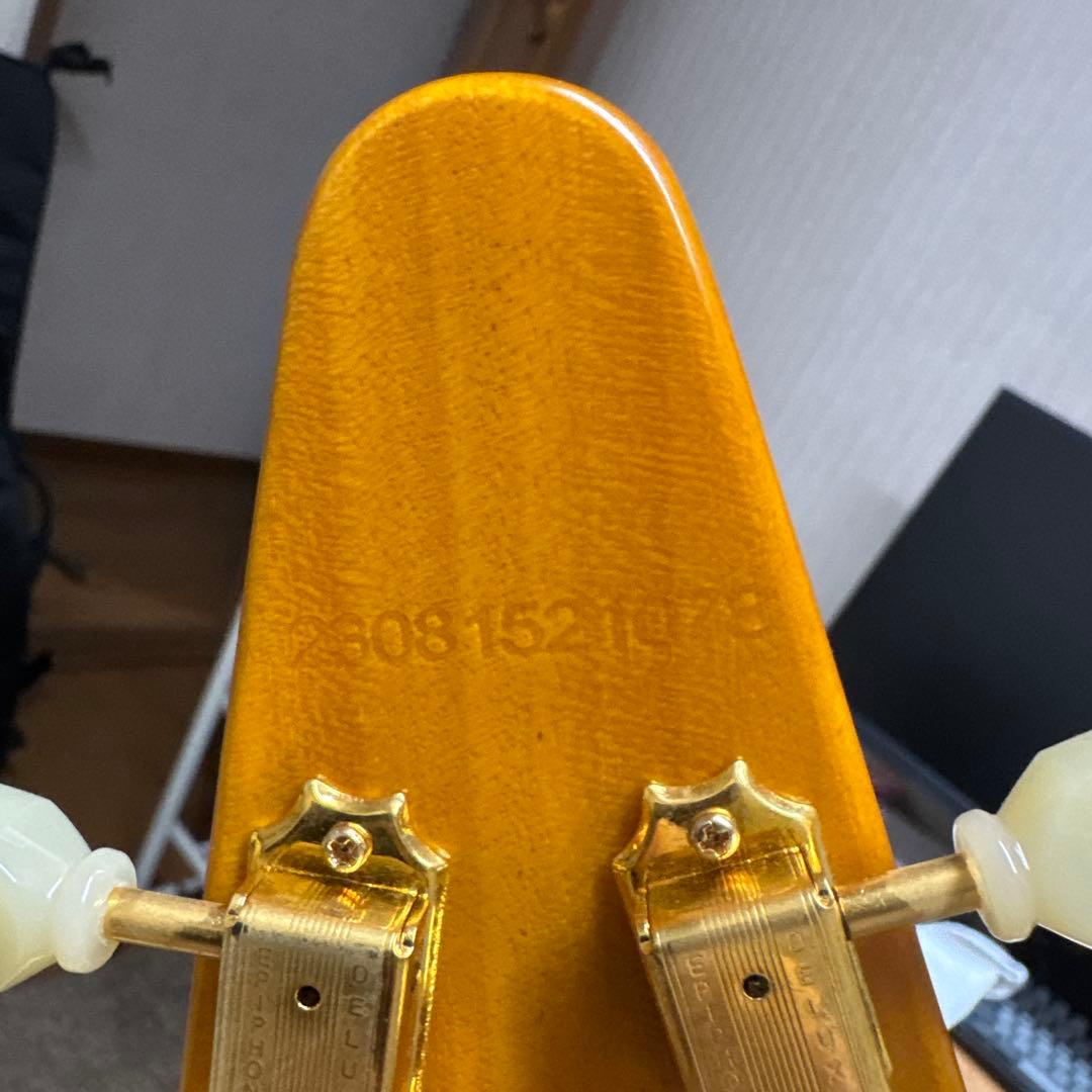 Epiphone Flying V ゴールド ハードケース付き
