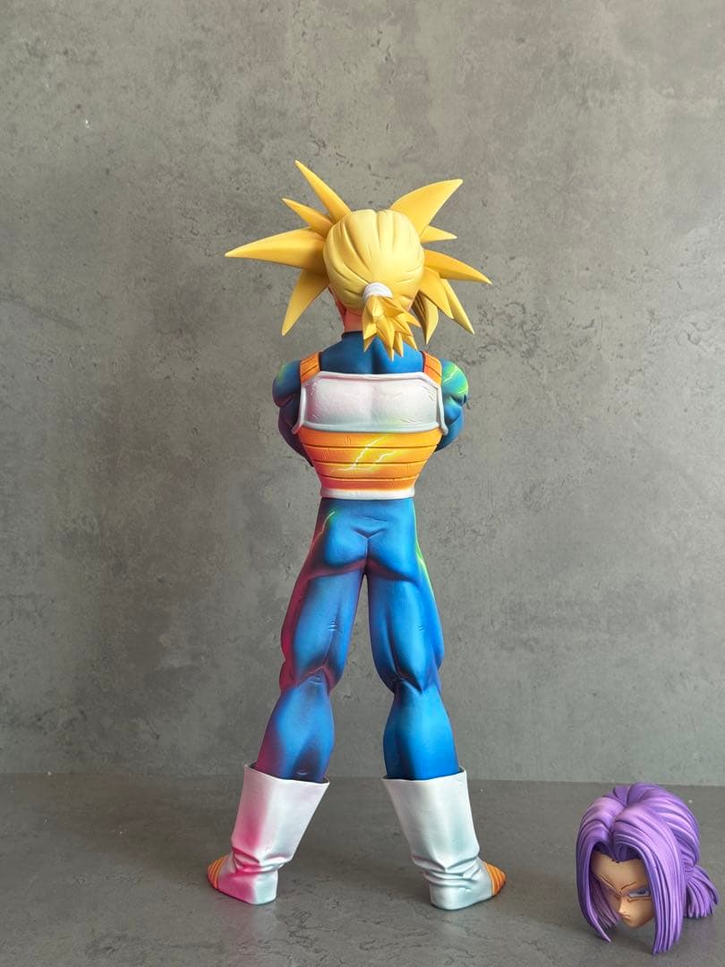 ドラゴンボール トランクス フィギュア1体、頭二つ付き