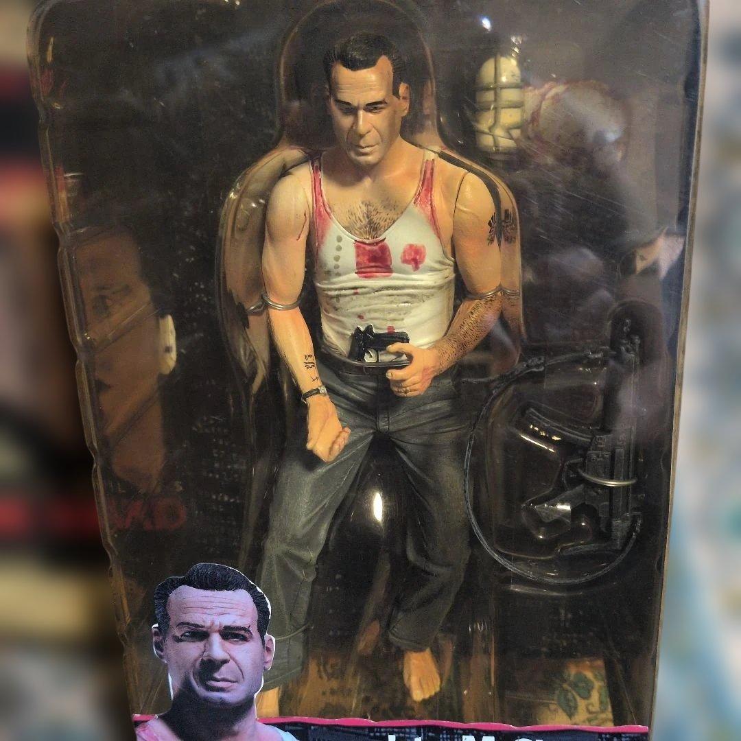 ダイハード　ジョンマックイーン　フィギュア