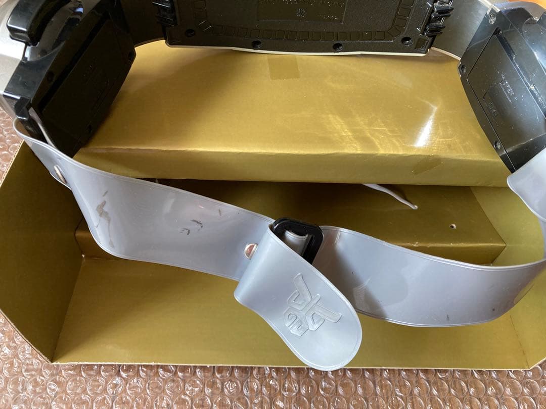 仮面ライダークウガ　DX変身ベルト　ソニックウェーブ　難あり