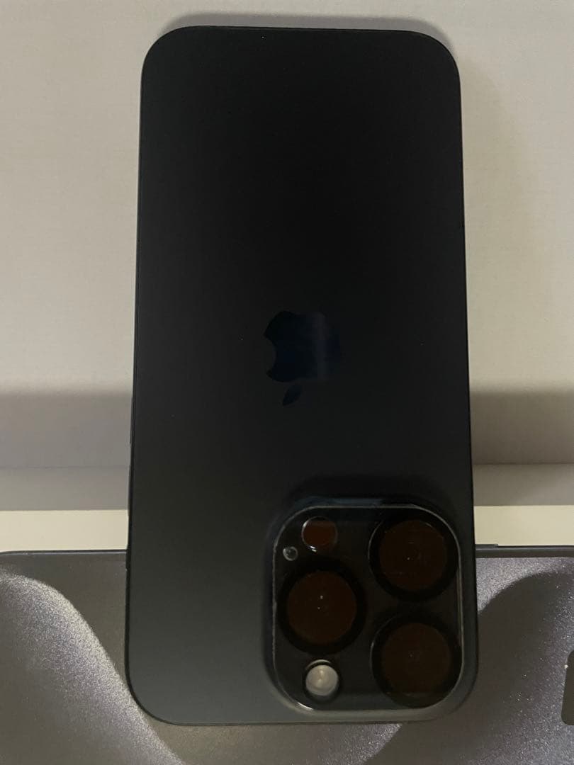 iPhone 15 Pro 128GB バッテリー86% SIMフリー