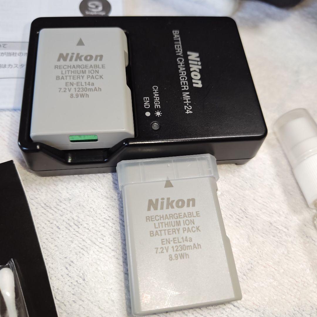 Nikon D5600 ダブルズームレンズキット(極美品！)