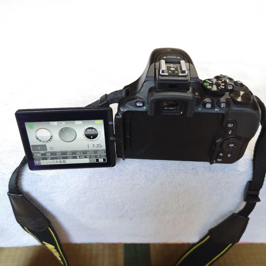 Nikon D5600 ダブルズームレンズキット(極美品！)