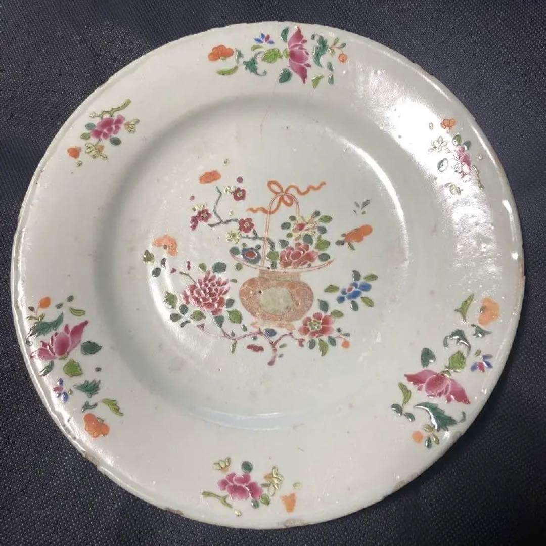 中国古美術品　清の乾隆時代　粉彩中皿　本物保証　23cm