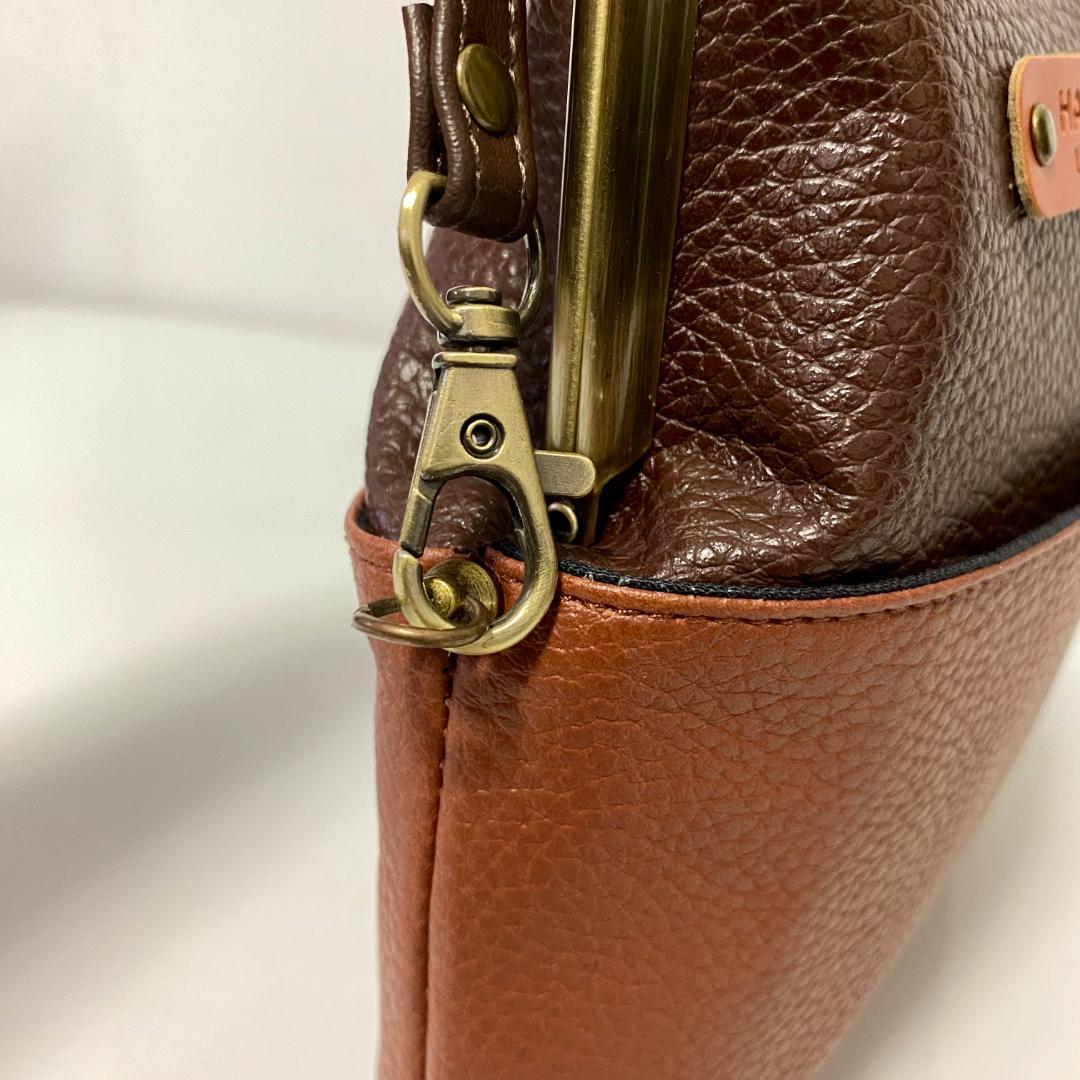 レトロな がま口バッグ と スマホショルダー 2点セット 合皮 茶色系