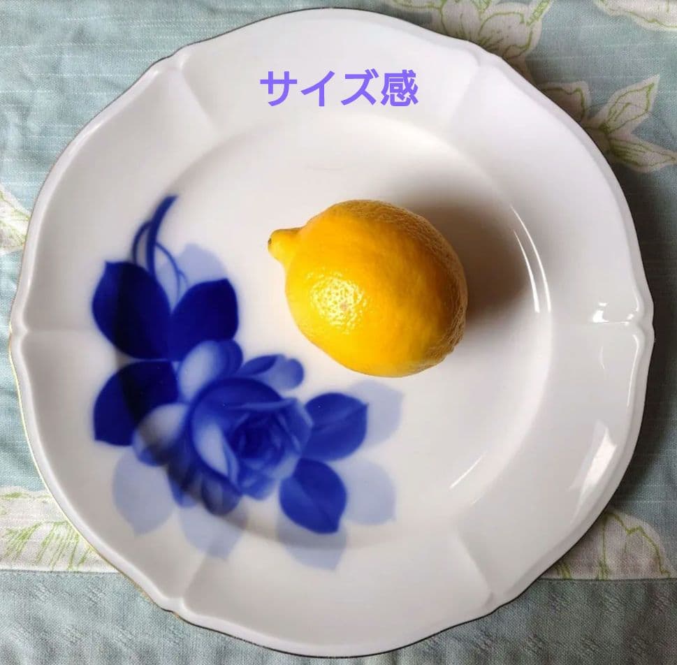 【美品】大倉陶園 ブルーローズ（8011）　花型　26cm ミート皿 ほぼ純金縁