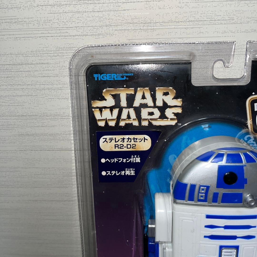 【未開封品】スターウォーズ　R2D2 カセットプレーヤー　キーチェーン
