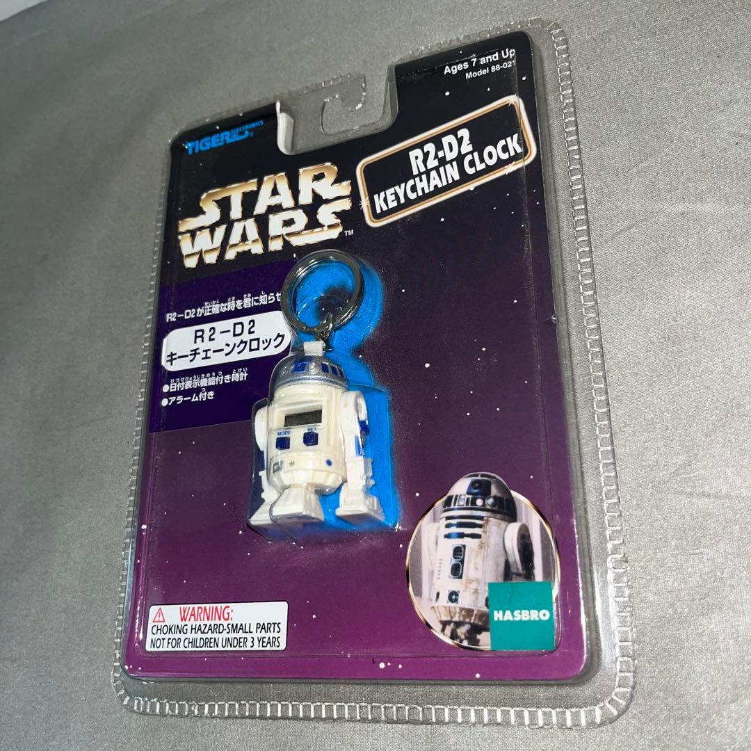 【未開封品】スターウォーズ　R2D2 カセットプレーヤー　キーチェーン