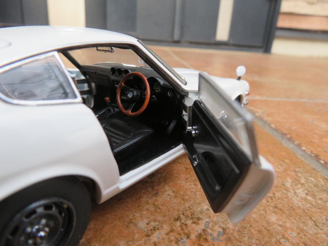 エブロ　1/24　フェアレディZ