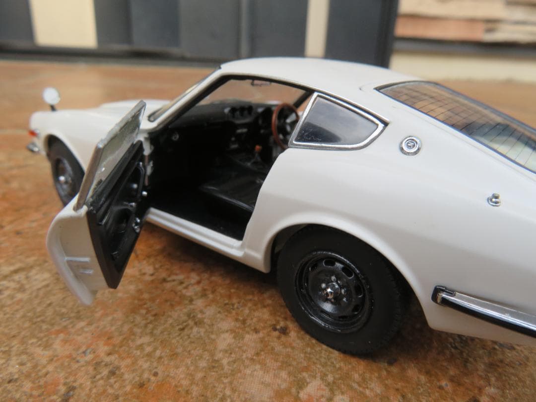 エブロ　1/24　フェアレディZ