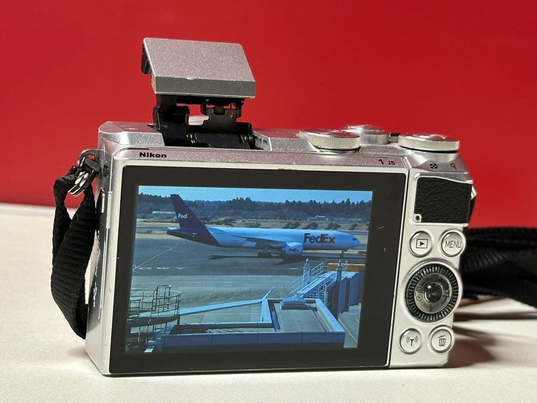 Nikon 1 NIKKOR 10-30mm VR コンパクトカメラ